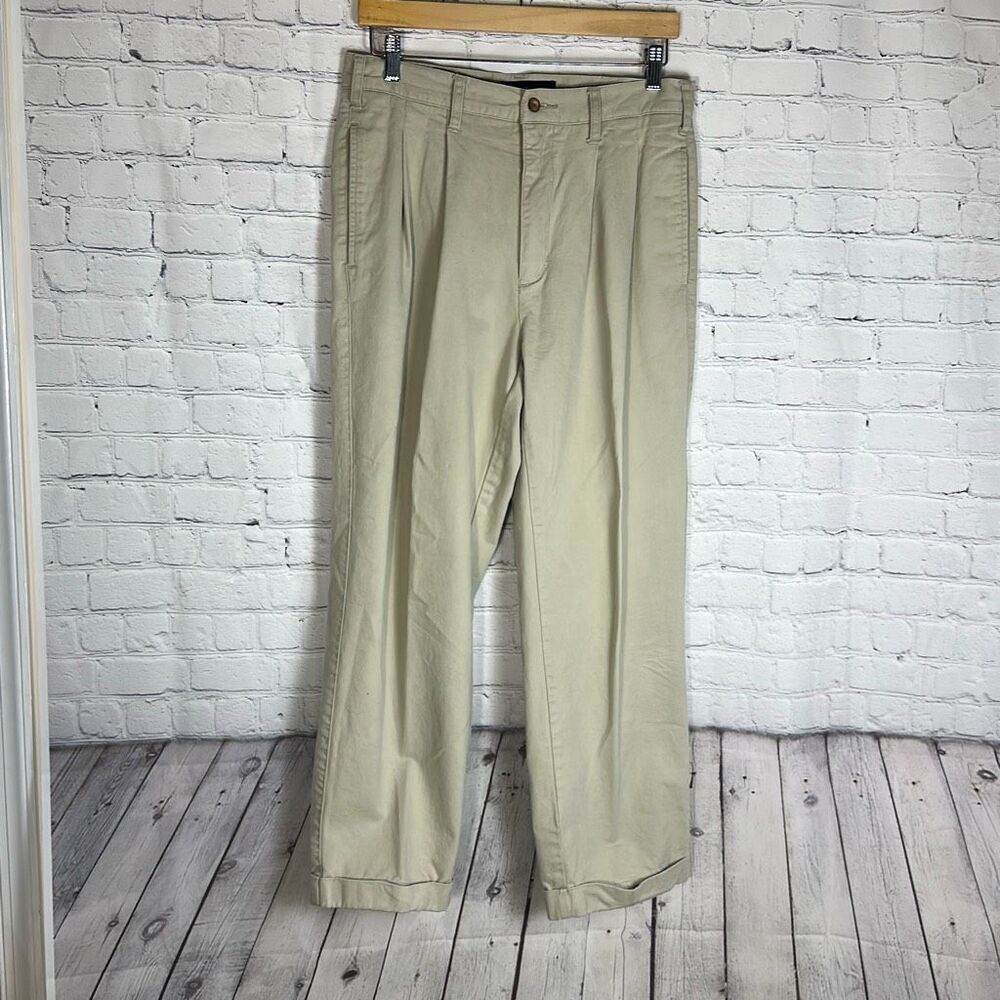 Britches Great Outdoors Mens Pleated Front Chino Khaki Pants‎ size W33 L30